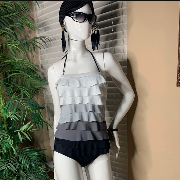 🎈Bathing Suit 🩱 Petite Medium - Picture 1 of 6
